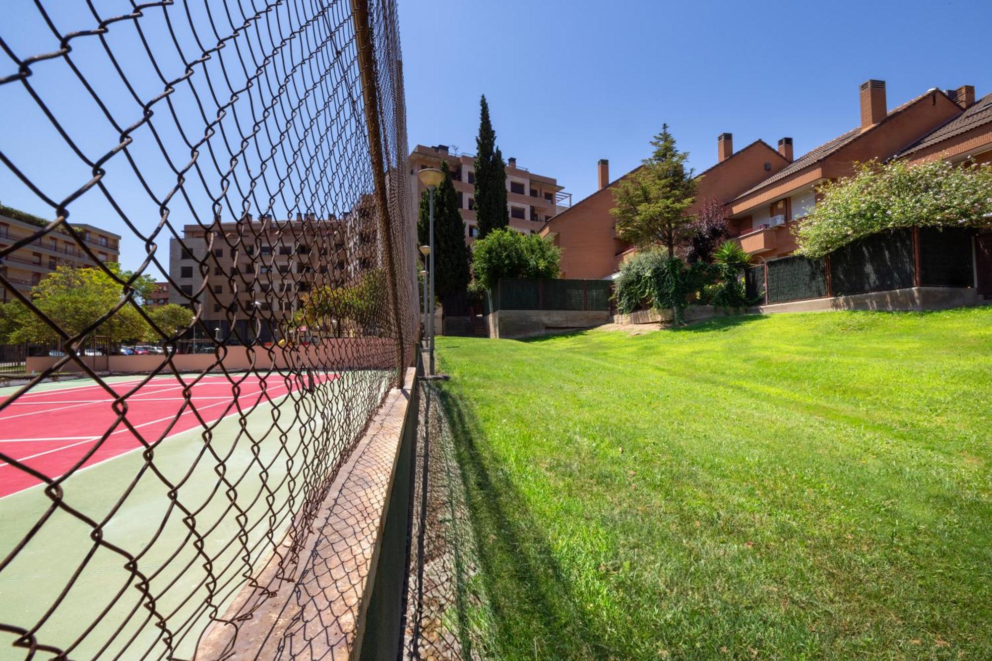 Вілла Casa Con Piscina En El Centro Тудела Екстер'єр фото